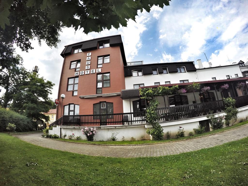 Hotel Faust Decin Luaran gambar
